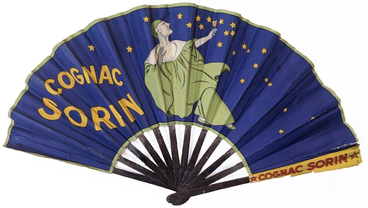 ornamental fan with pierrot and glass of cognac; blue, green, yellow